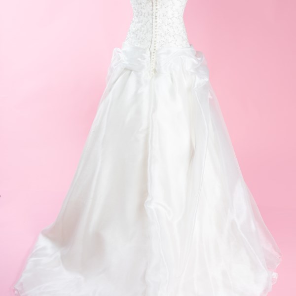 OTN53 Abito da sposa Ampio in organza e pizzo 